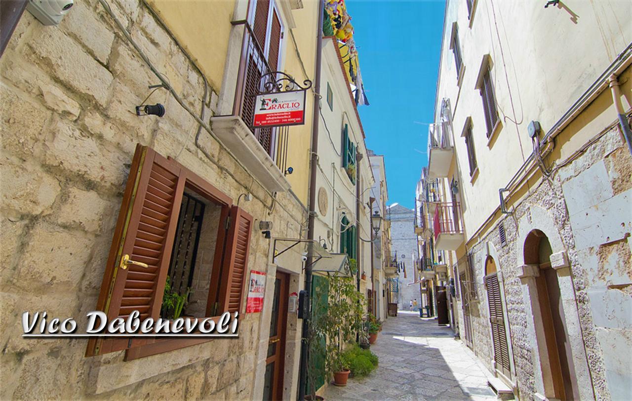 B&B Eraclio Suite Barletta Extérieur photo