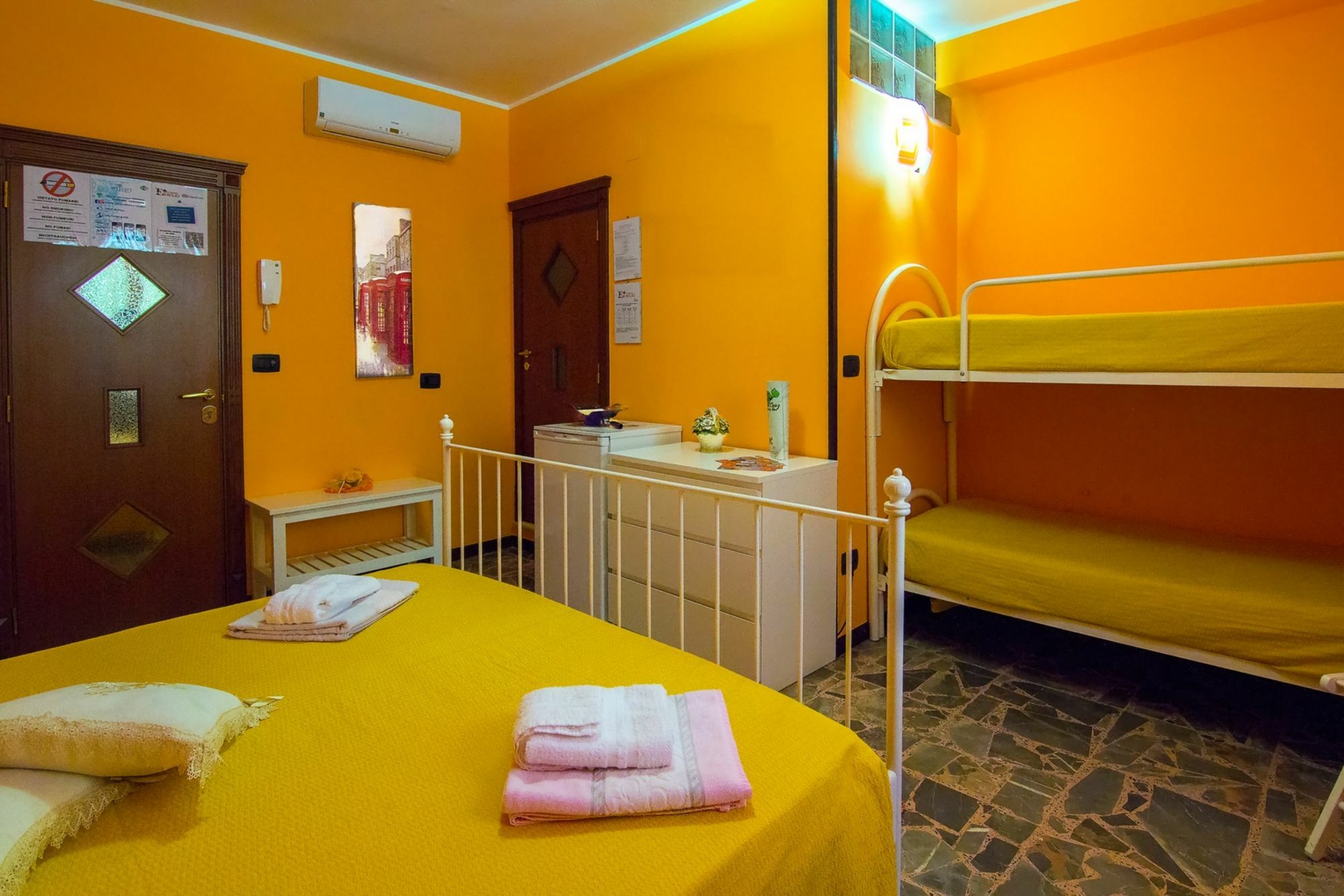 B&B Eraclio Suite Barletta Extérieur photo