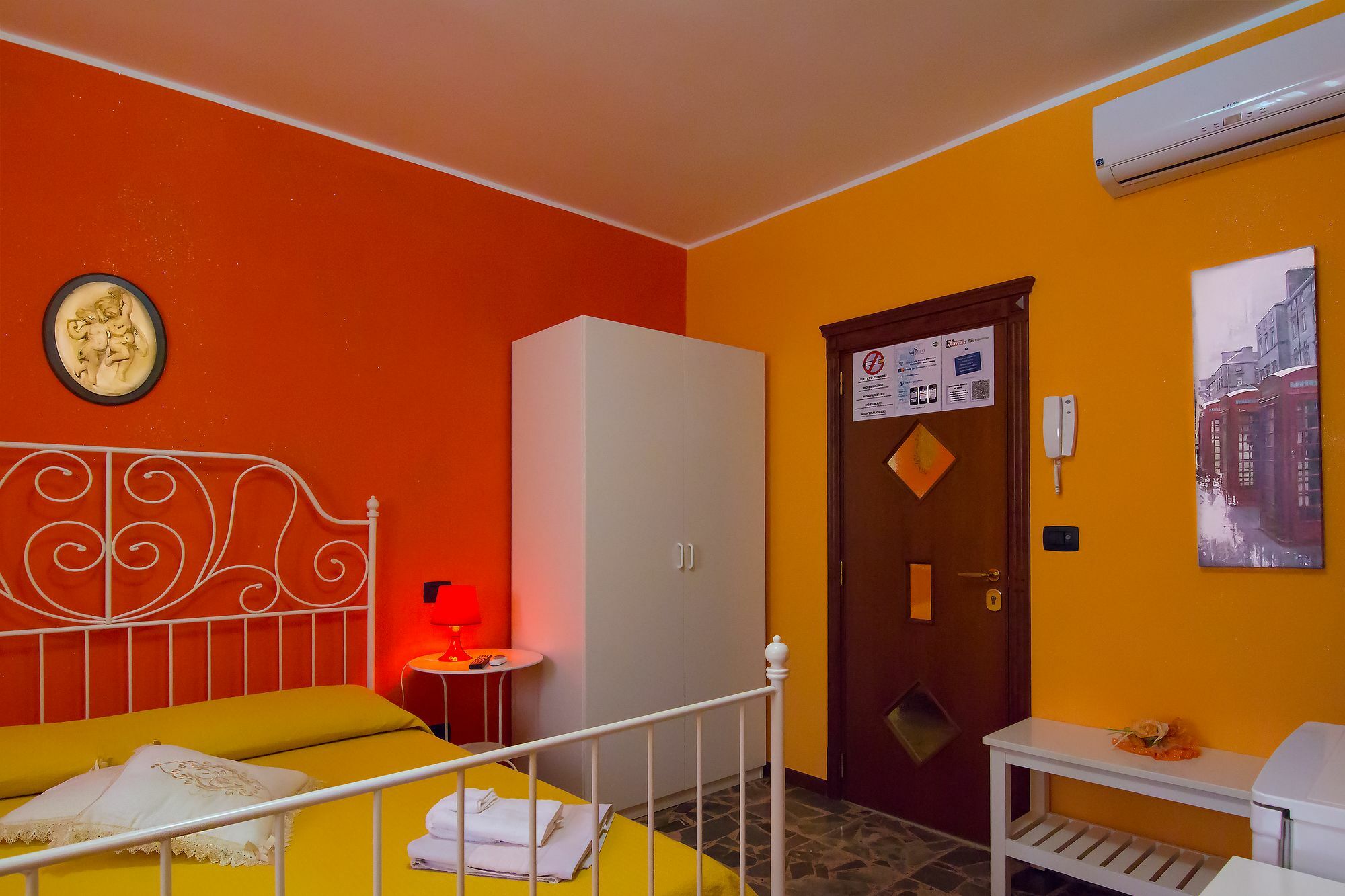 B&B Eraclio Suite Barletta Extérieur photo